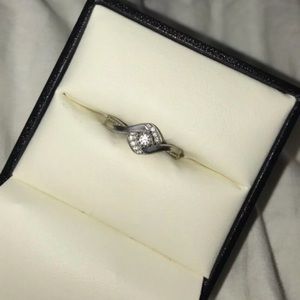 Diamond ring